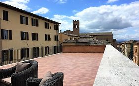 Emilia'S Home